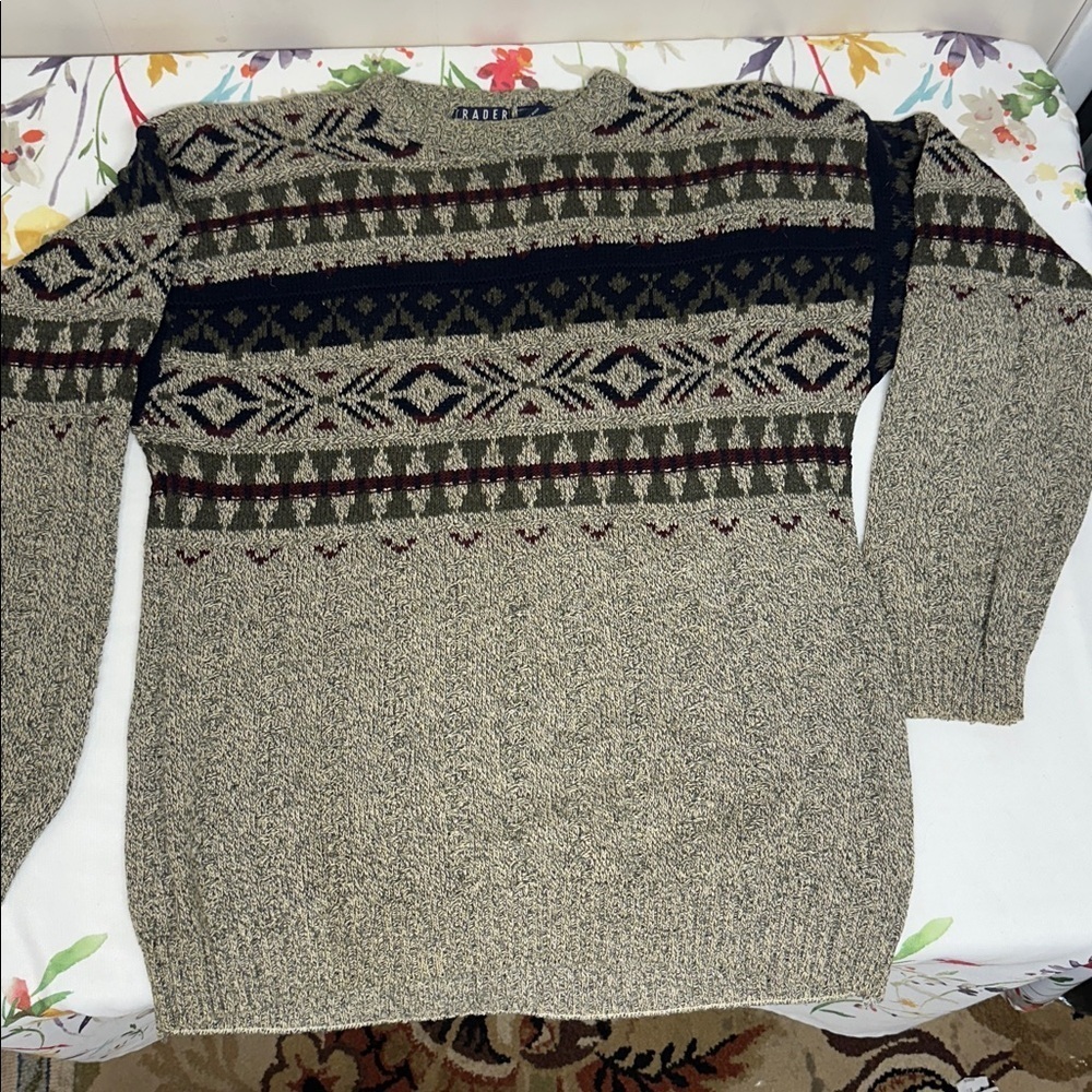 Vintage Trader Bay Multicolor Knit Sweater